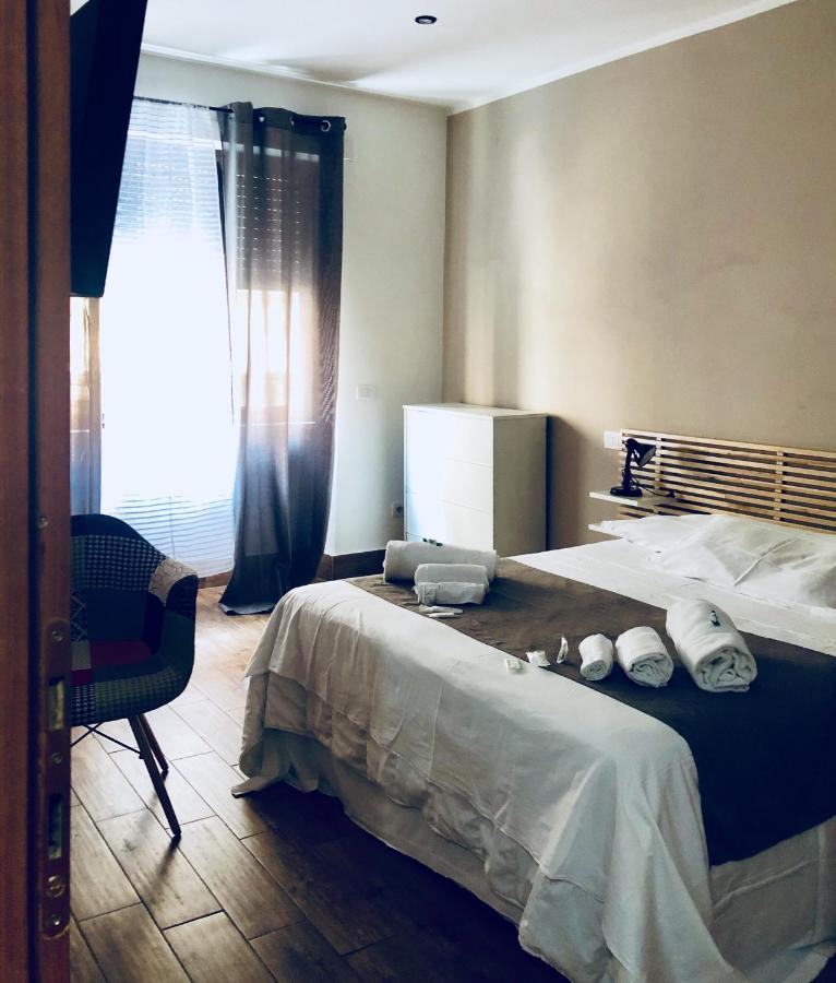 Napoli Central Station Deluxe Bed and Breakfast Eksteriør billede